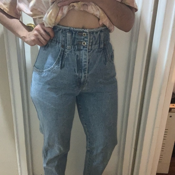 Union Bay High Waisted Vintage Mom Jeans - Picture 4 of 14